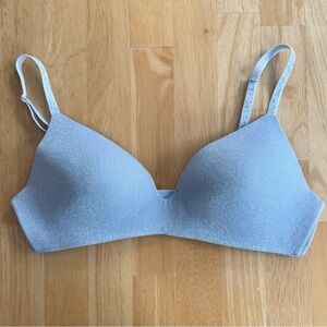 Victoria’s Secret T-Shirt Wireless Bra
